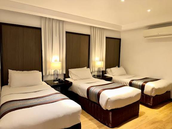 Triple Room